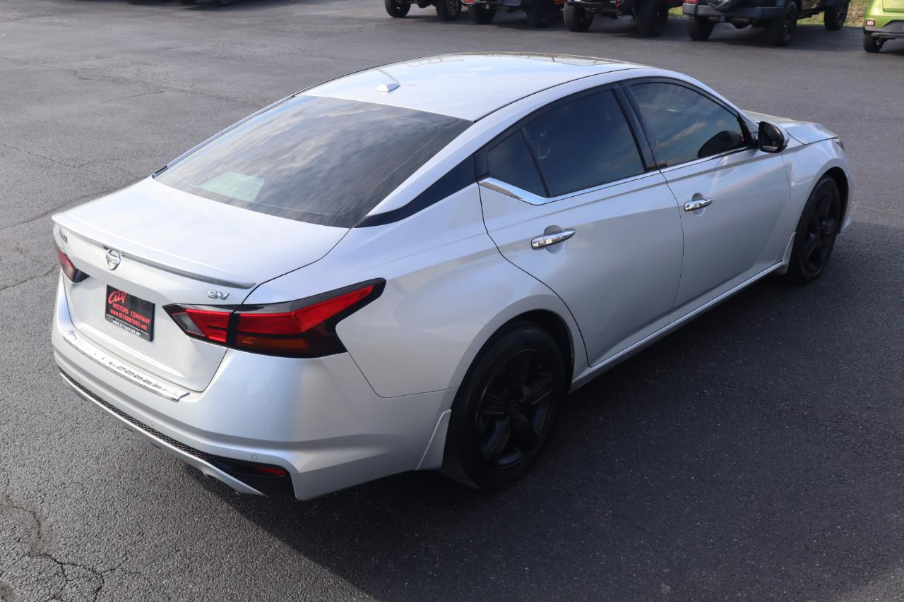 Nissan Altima 2.5 SV Sedan 2019