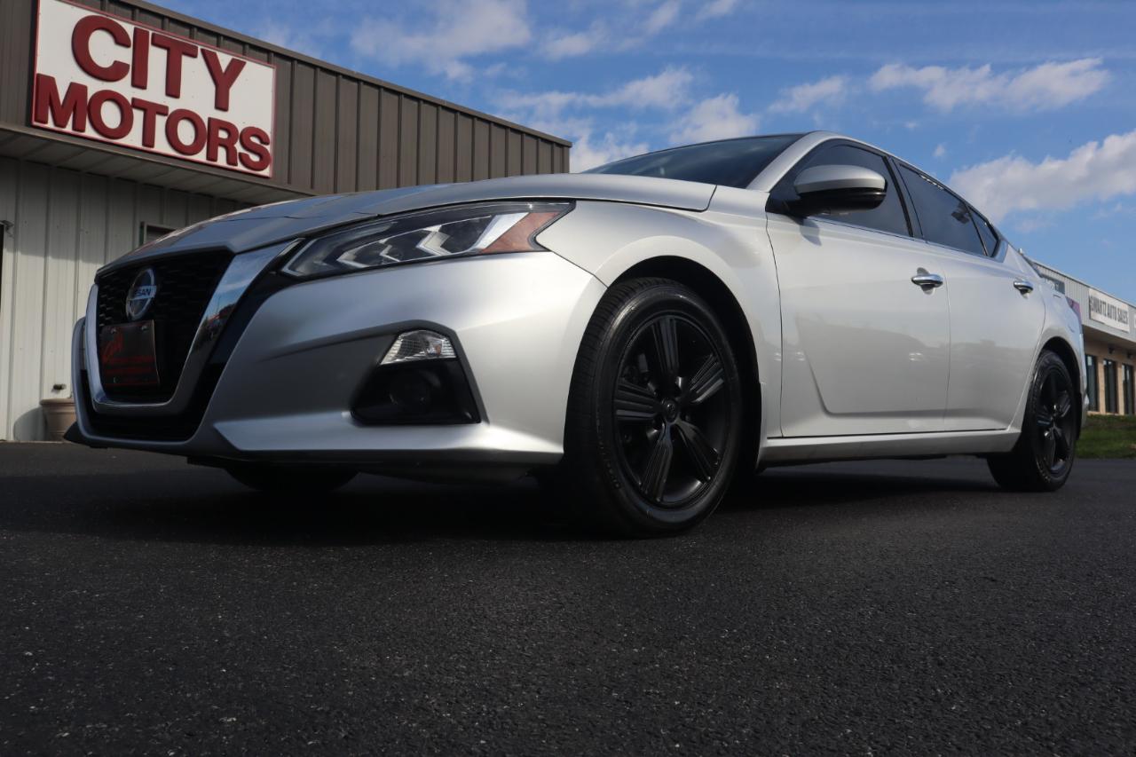 Nissan Altima 2.5 SV Sedan 2019