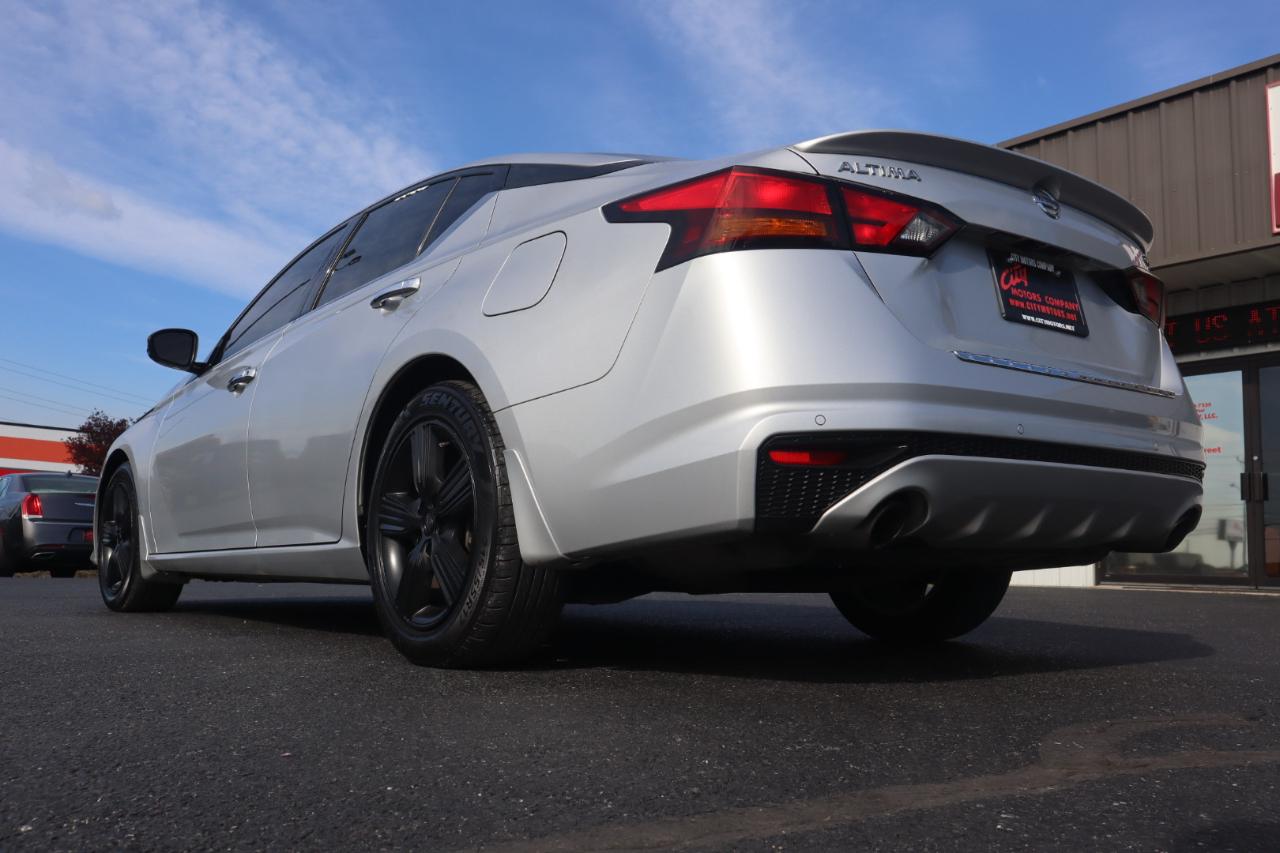 Nissan Altima 2.5 SV Sedan 2019