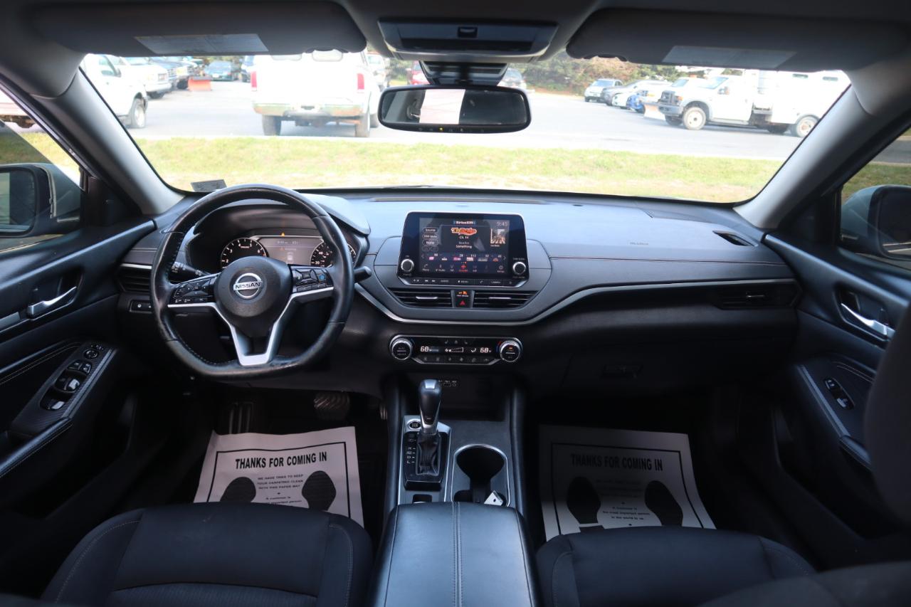 Nissan Altima 2.5 SV Sedan 2019