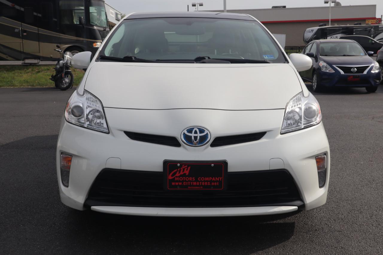 Toyota Prius 5dr HB Persona Series Special Edition (Natl) 2015