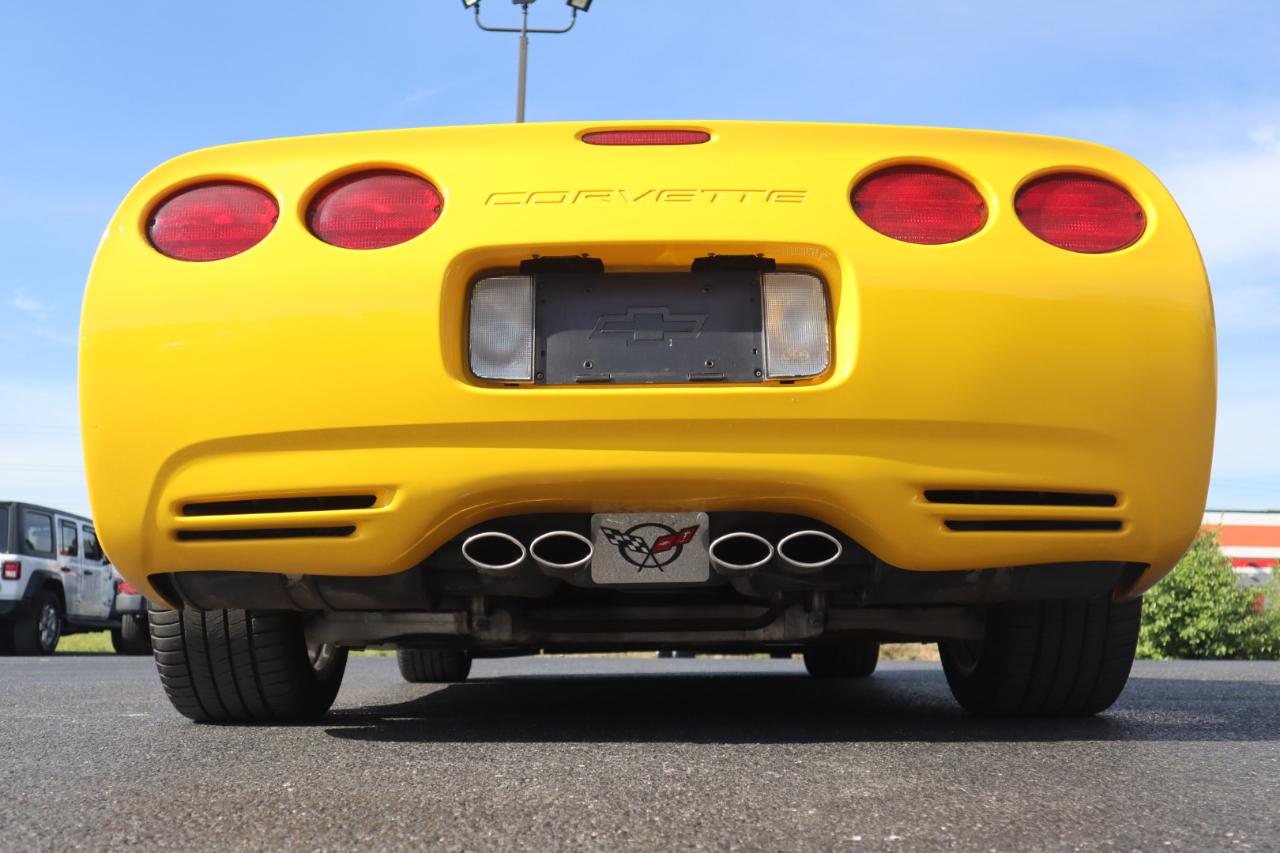 Chevrolet Corvette 2dr Convertible 2000