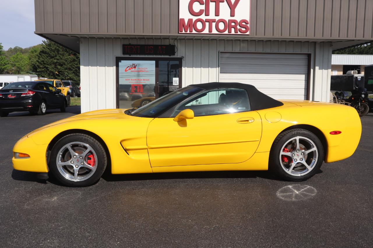 Chevrolet Corvette 2dr Convertible 2000