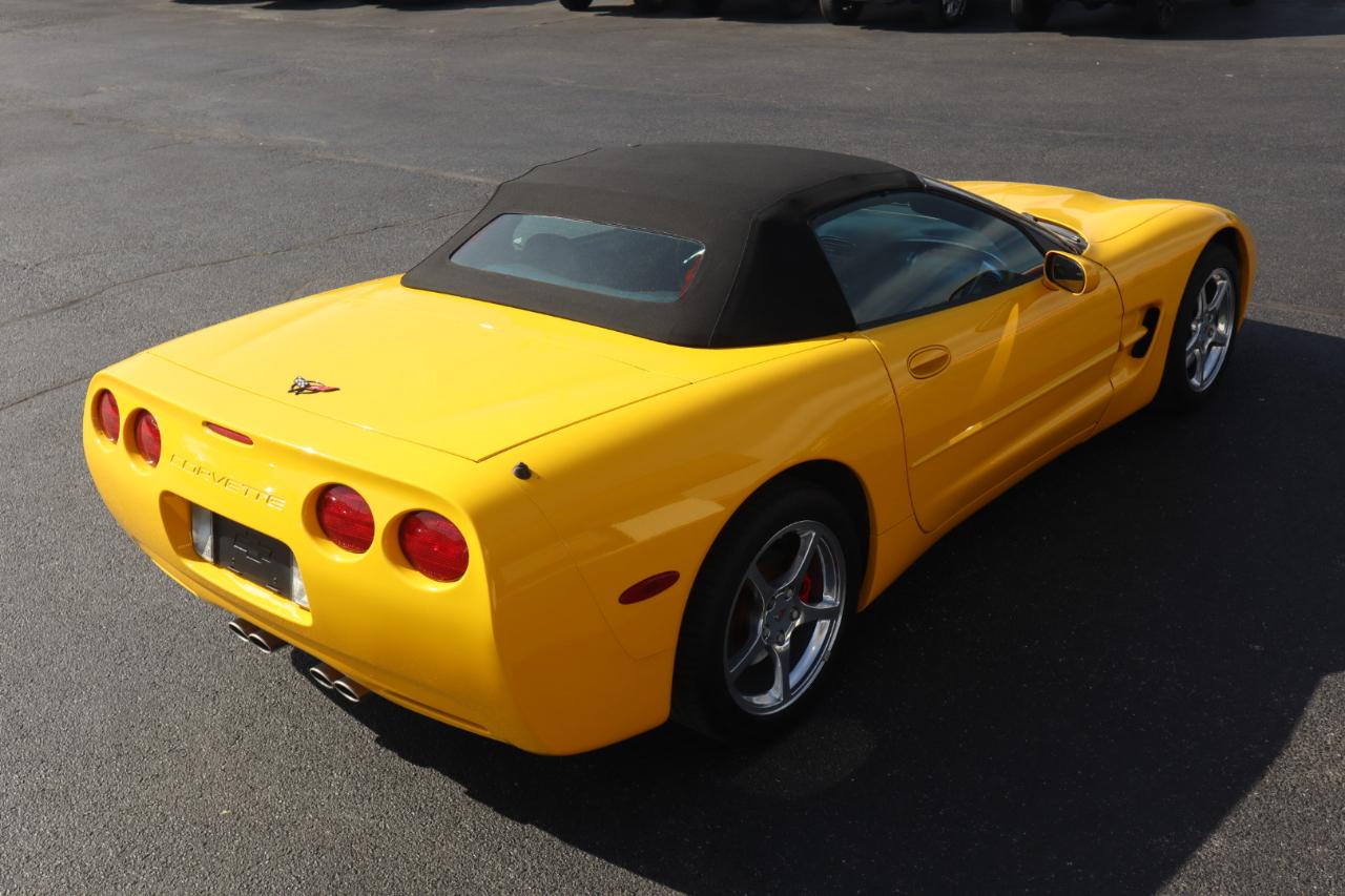 Chevrolet Corvette 2dr Convertible 2000