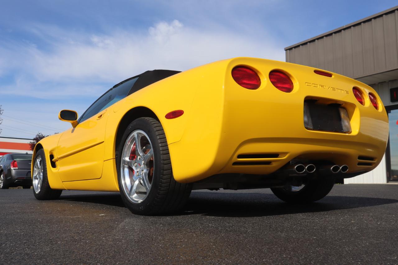 Chevrolet Corvette 2dr Convertible 2000