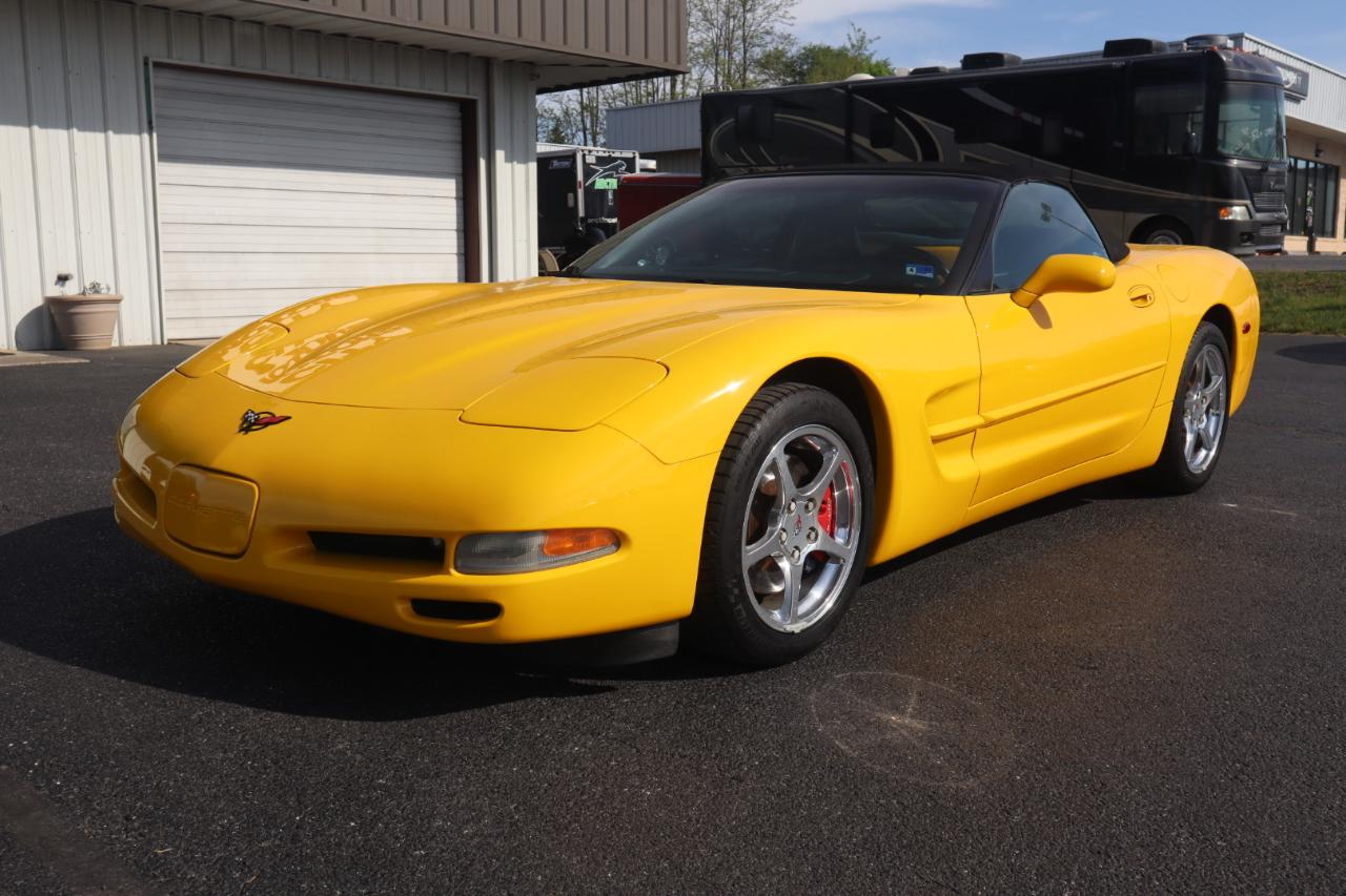 Chevrolet Corvette 2dr Convertible 2000