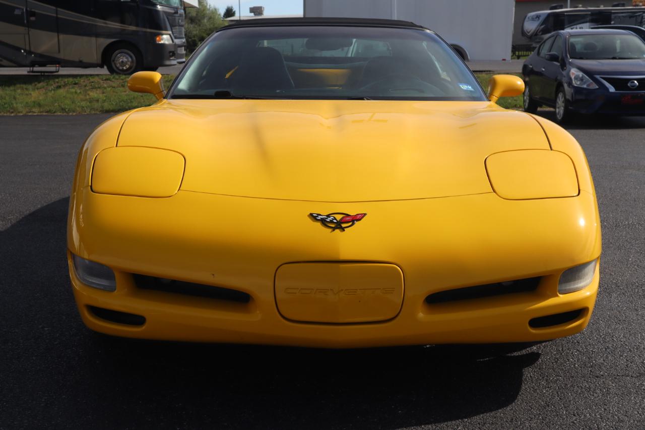 Chevrolet Corvette 2dr Convertible 2000
