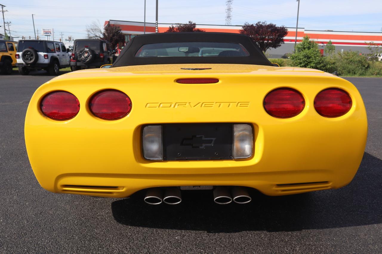 Chevrolet Corvette 2dr Convertible 2000