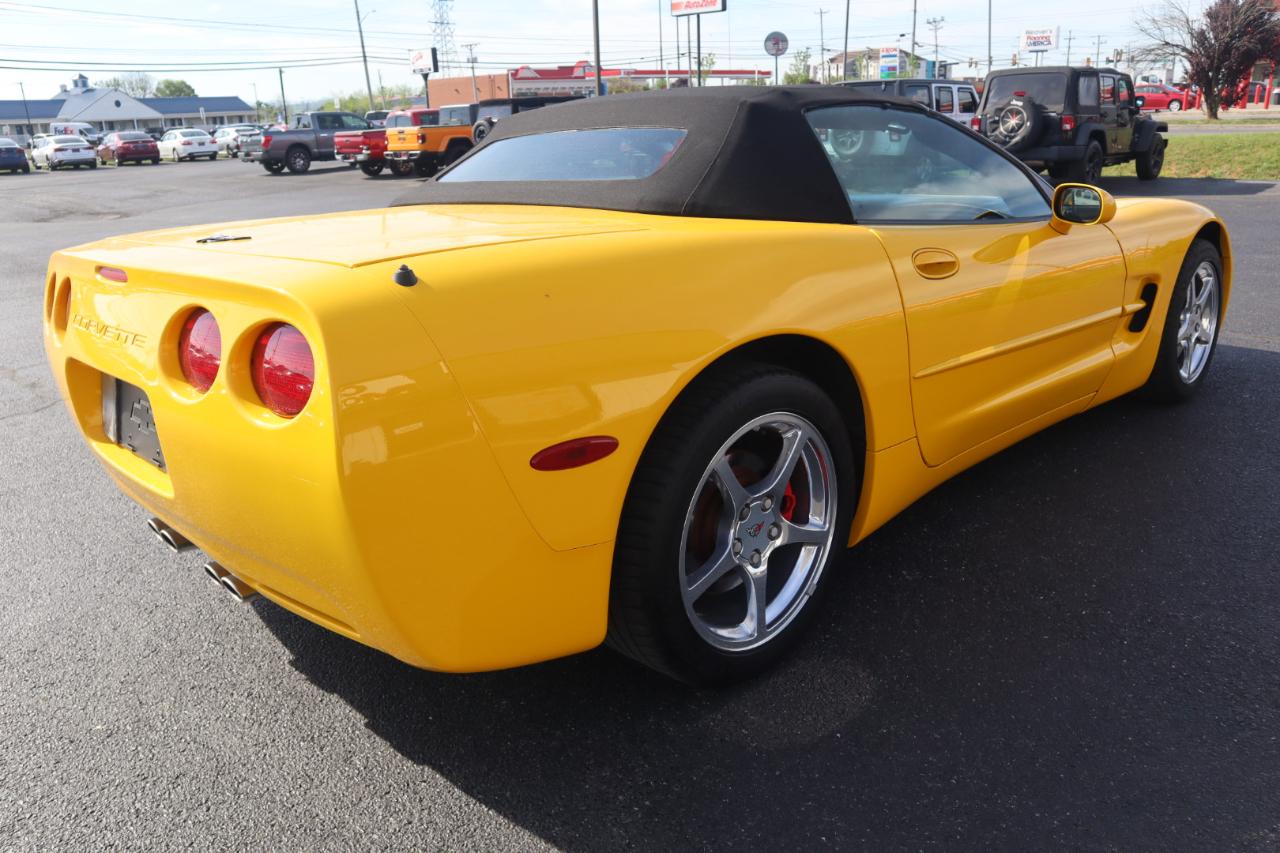 Chevrolet Corvette 2dr Convertible 2000