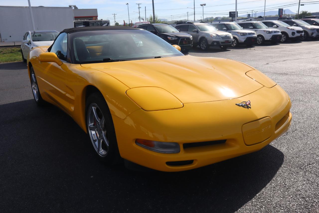 Chevrolet Corvette 2dr Convertible 2000