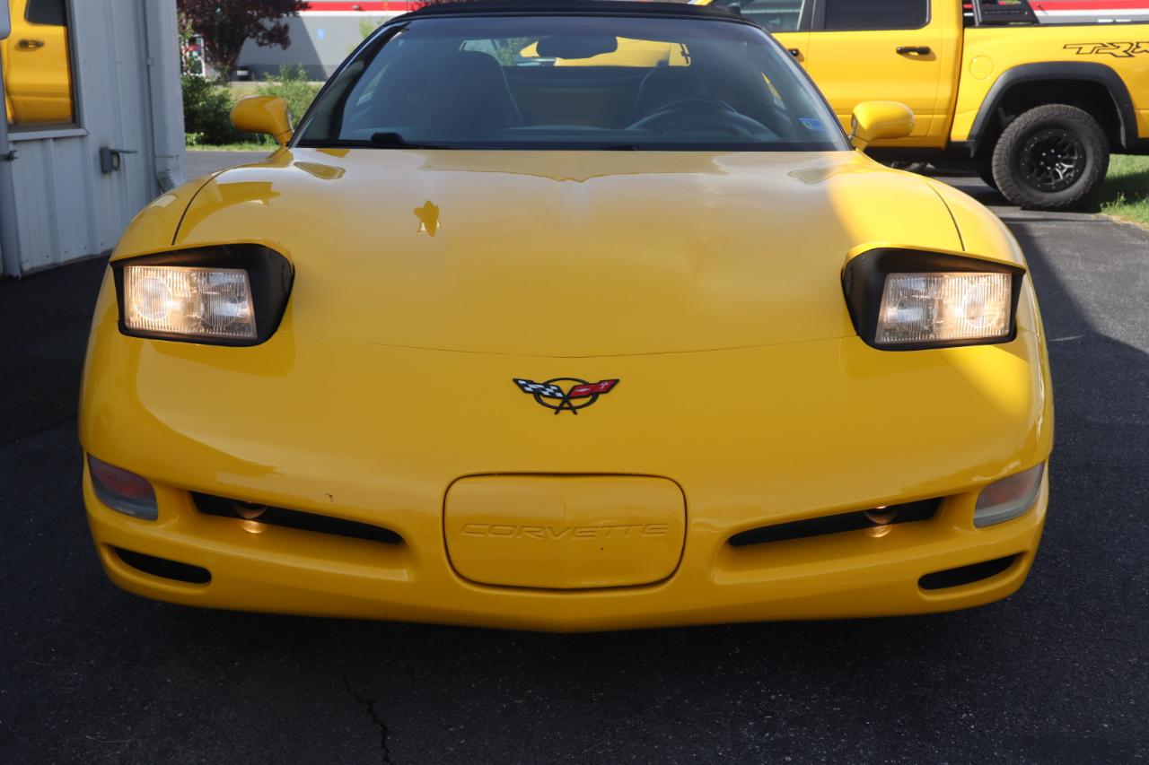 Chevrolet Corvette 2dr Convertible 2000