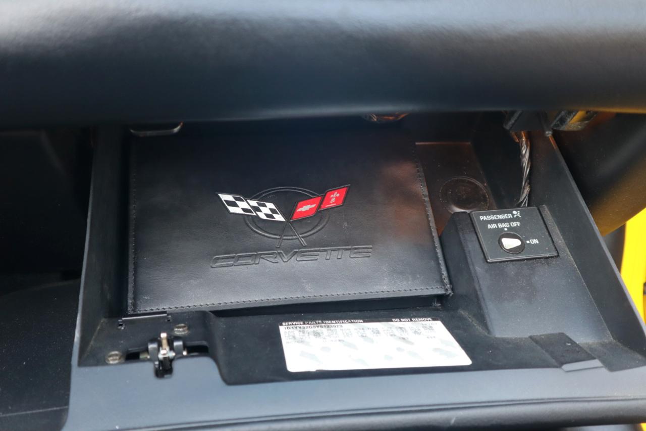 Chevrolet Corvette 2dr Convertible 2000