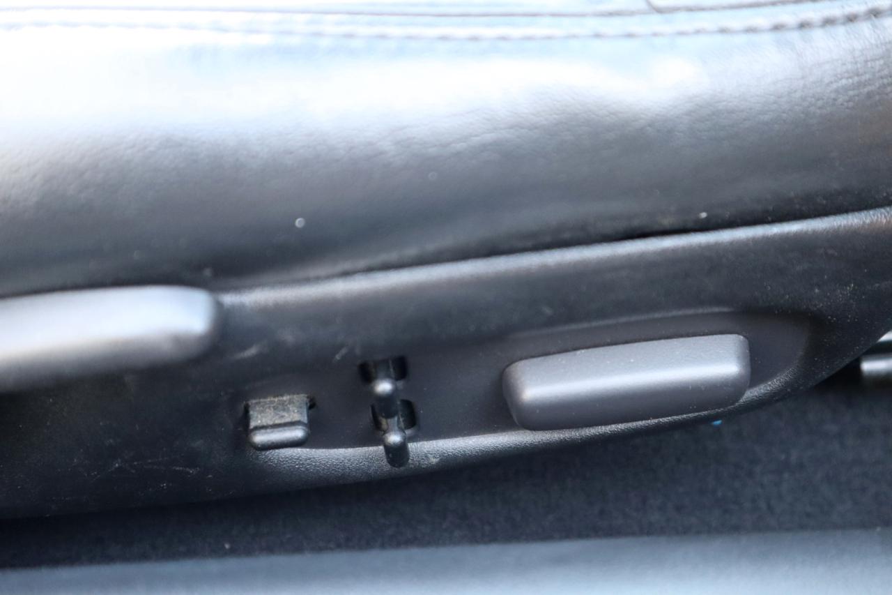 Chevrolet Corvette 2dr Convertible 2000