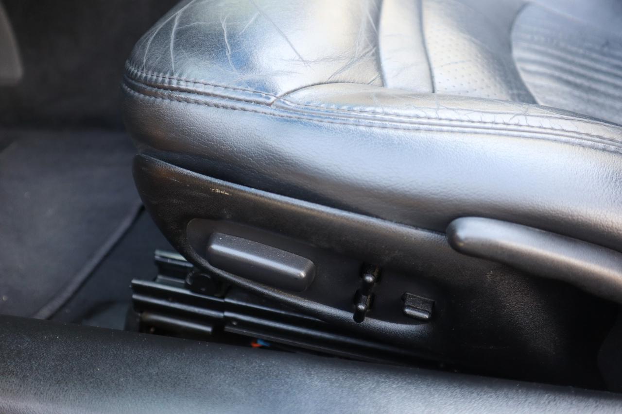 Chevrolet Corvette 2dr Convertible 2000