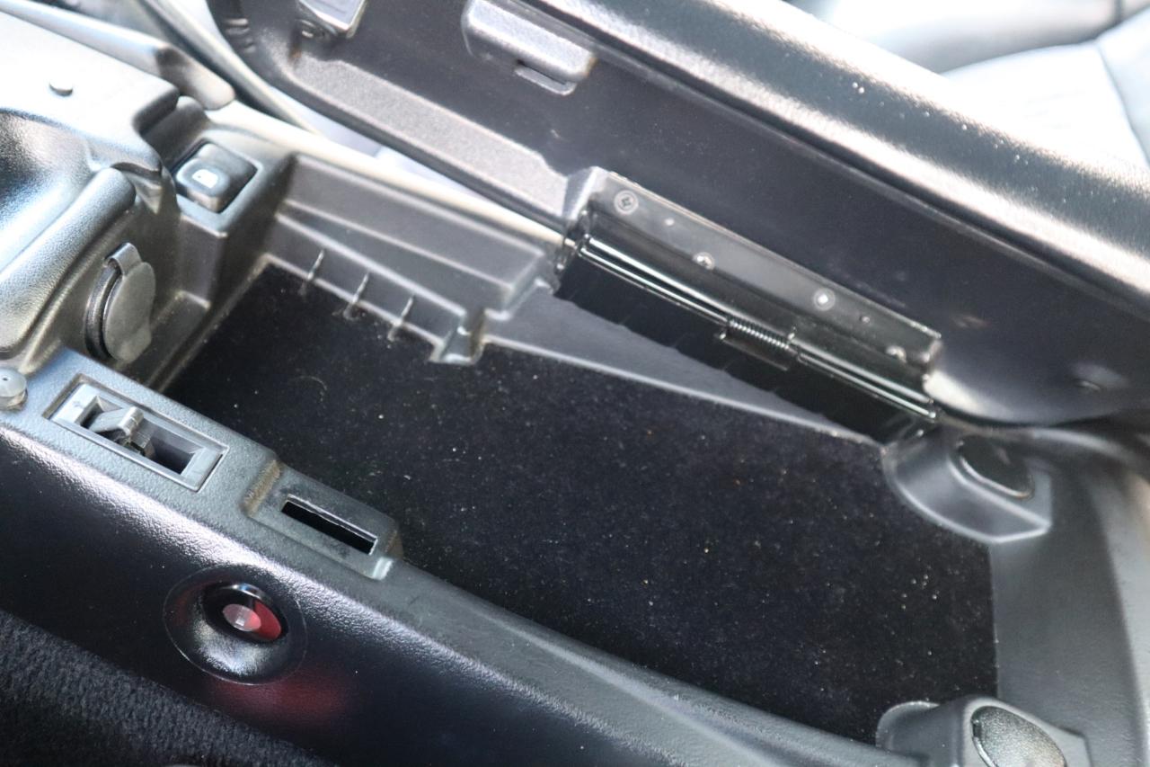 Chevrolet Corvette 2dr Convertible 2000