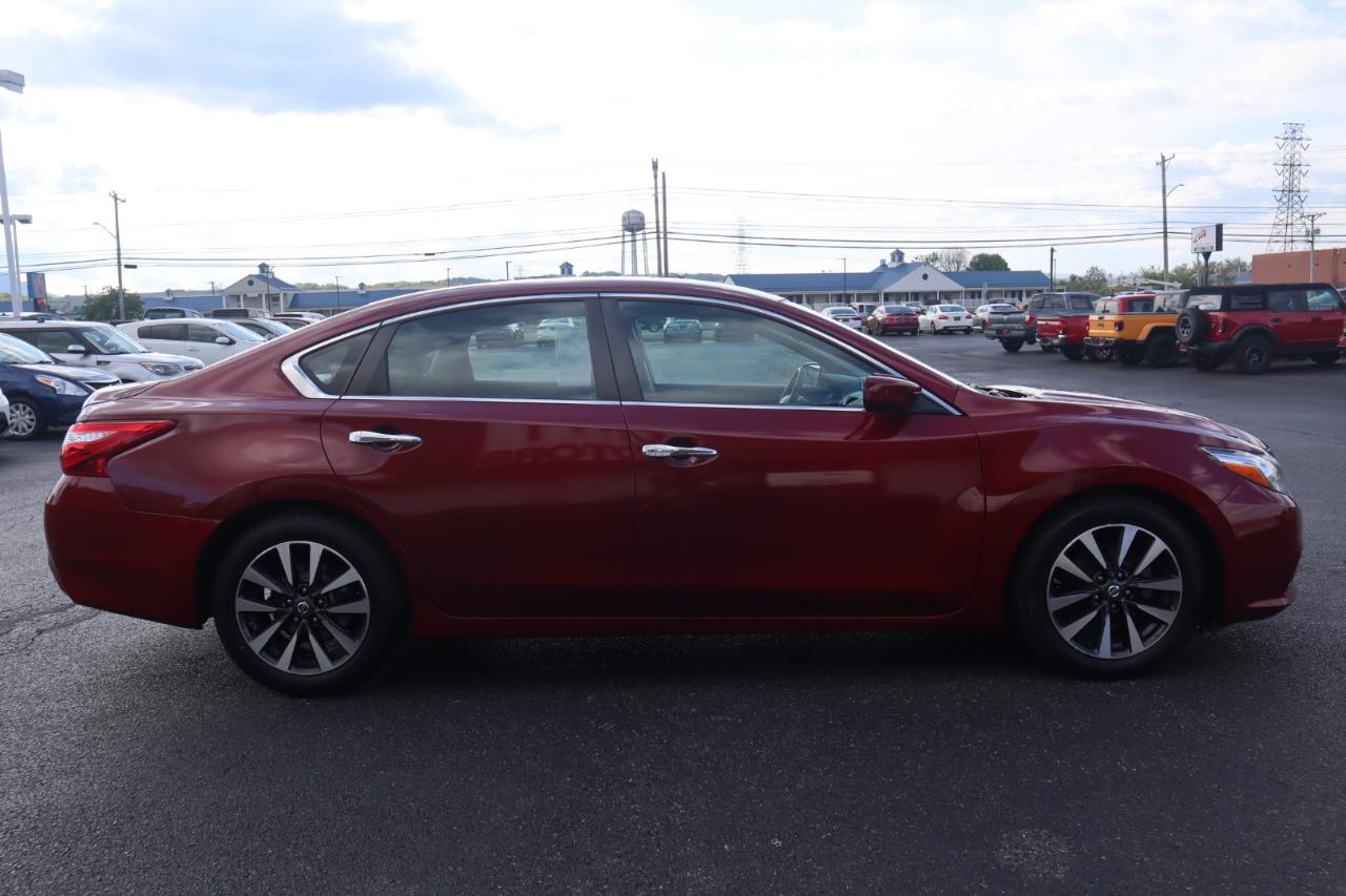 Nissan Altima 4dr Sdn I4 2.5 2016