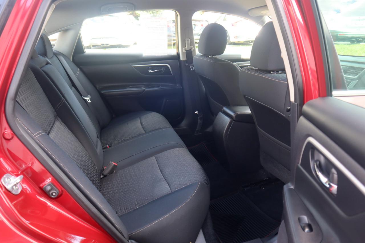 Nissan Altima 4dr Sdn I4 2.5 2016