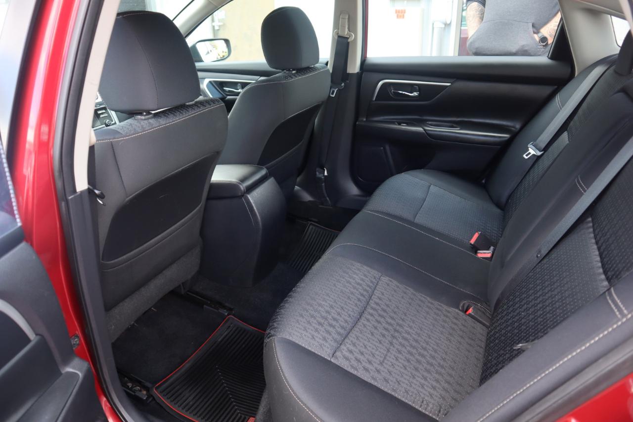Nissan Altima 4dr Sdn I4 2.5 2016