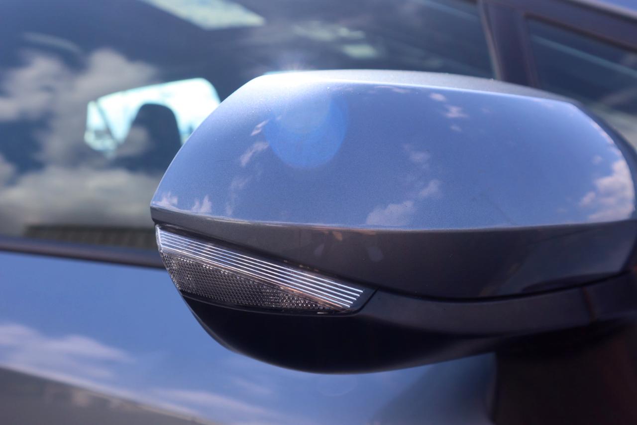 Toyota Corolla SE CVT (Natl) 2020