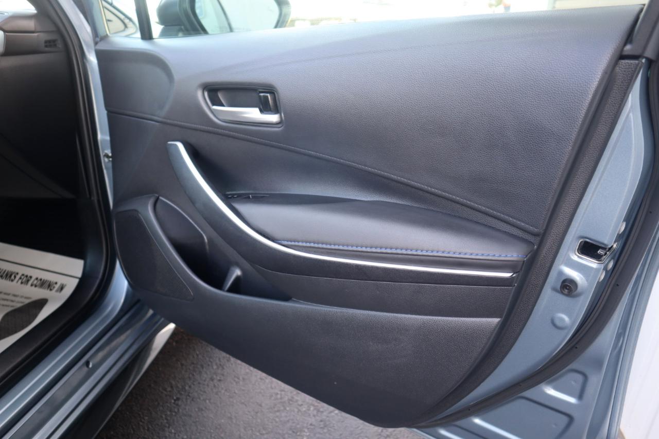 Toyota Corolla SE CVT (Natl) 2020