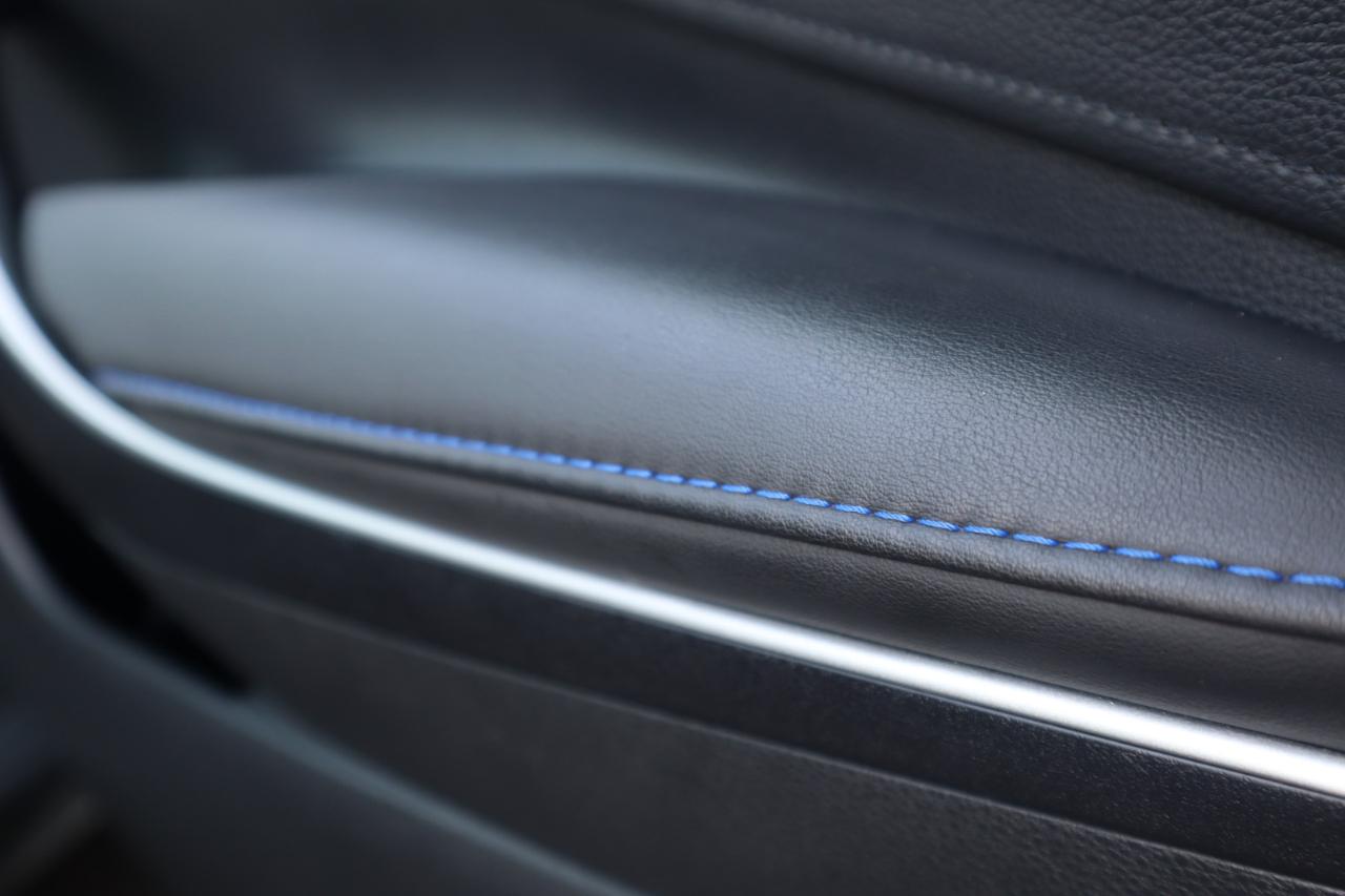 Toyota Corolla SE CVT (Natl) 2020