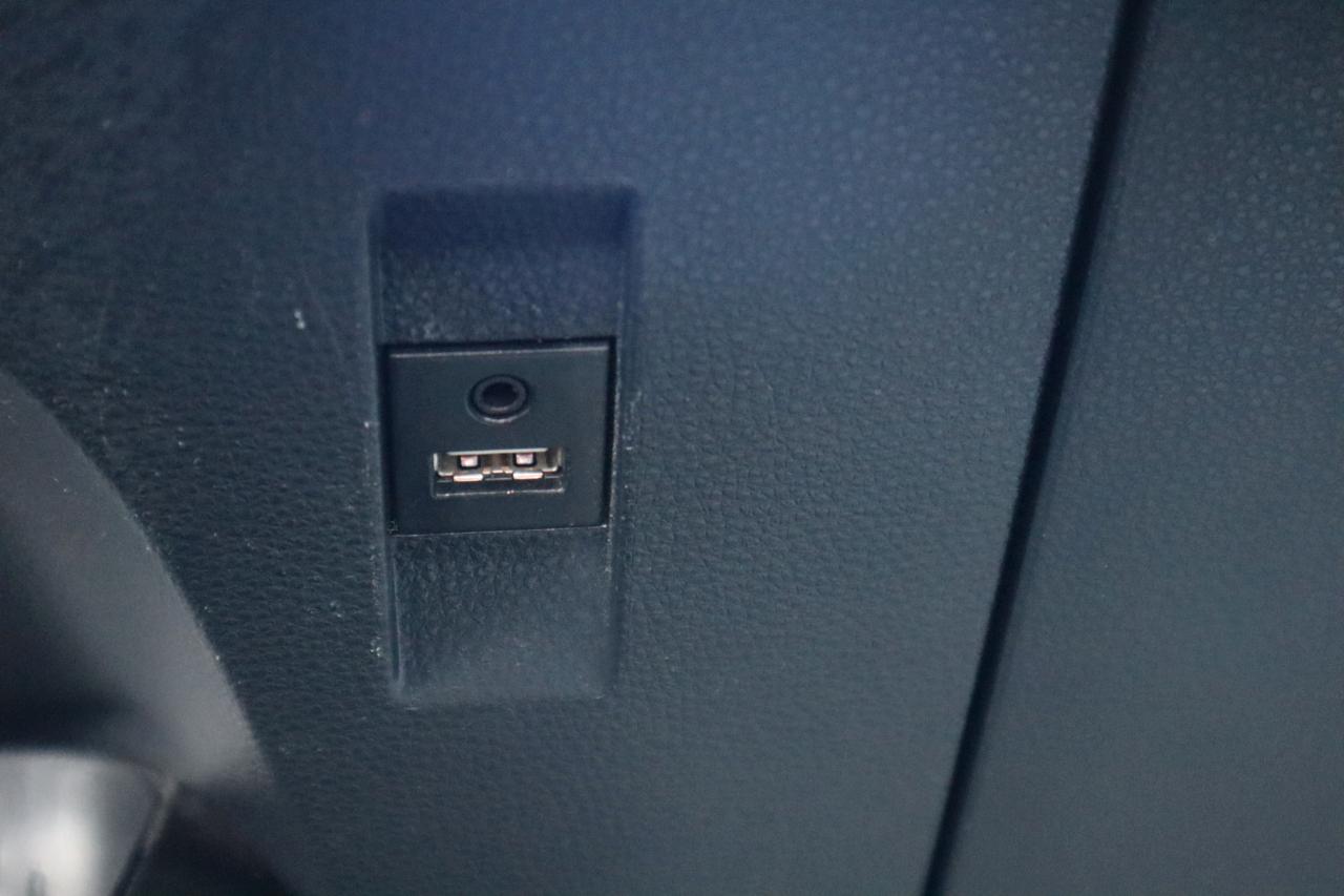 Toyota Corolla SE CVT (Natl) 2020