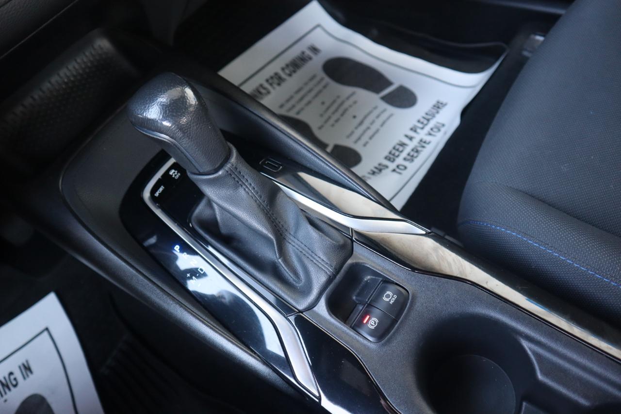 Toyota Corolla SE CVT (Natl) 2020