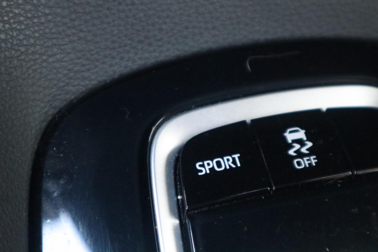 Toyota Corolla SE CVT (Natl) 2020