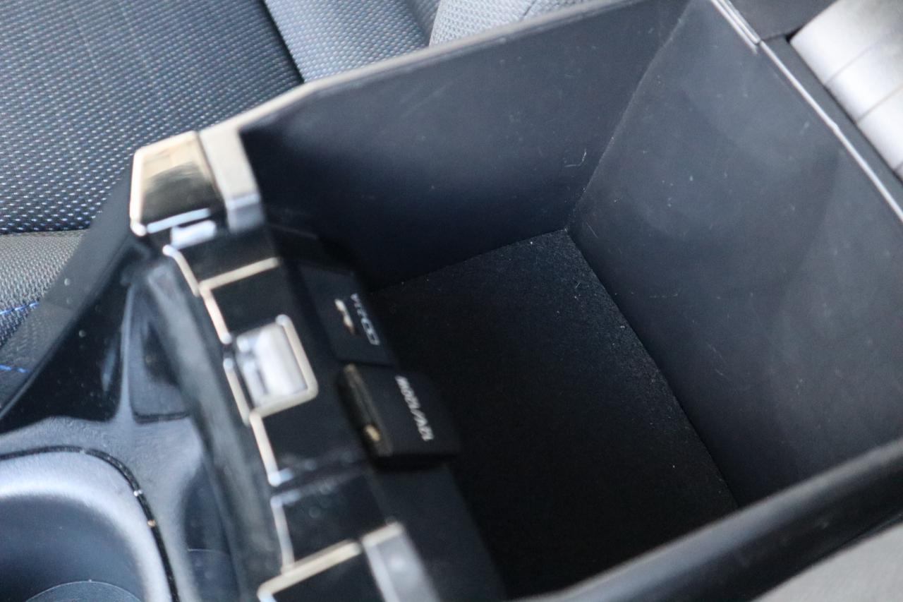 Toyota Corolla SE CVT (Natl) 2020