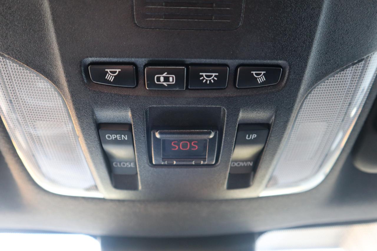 Toyota Corolla SE CVT (Natl) 2020