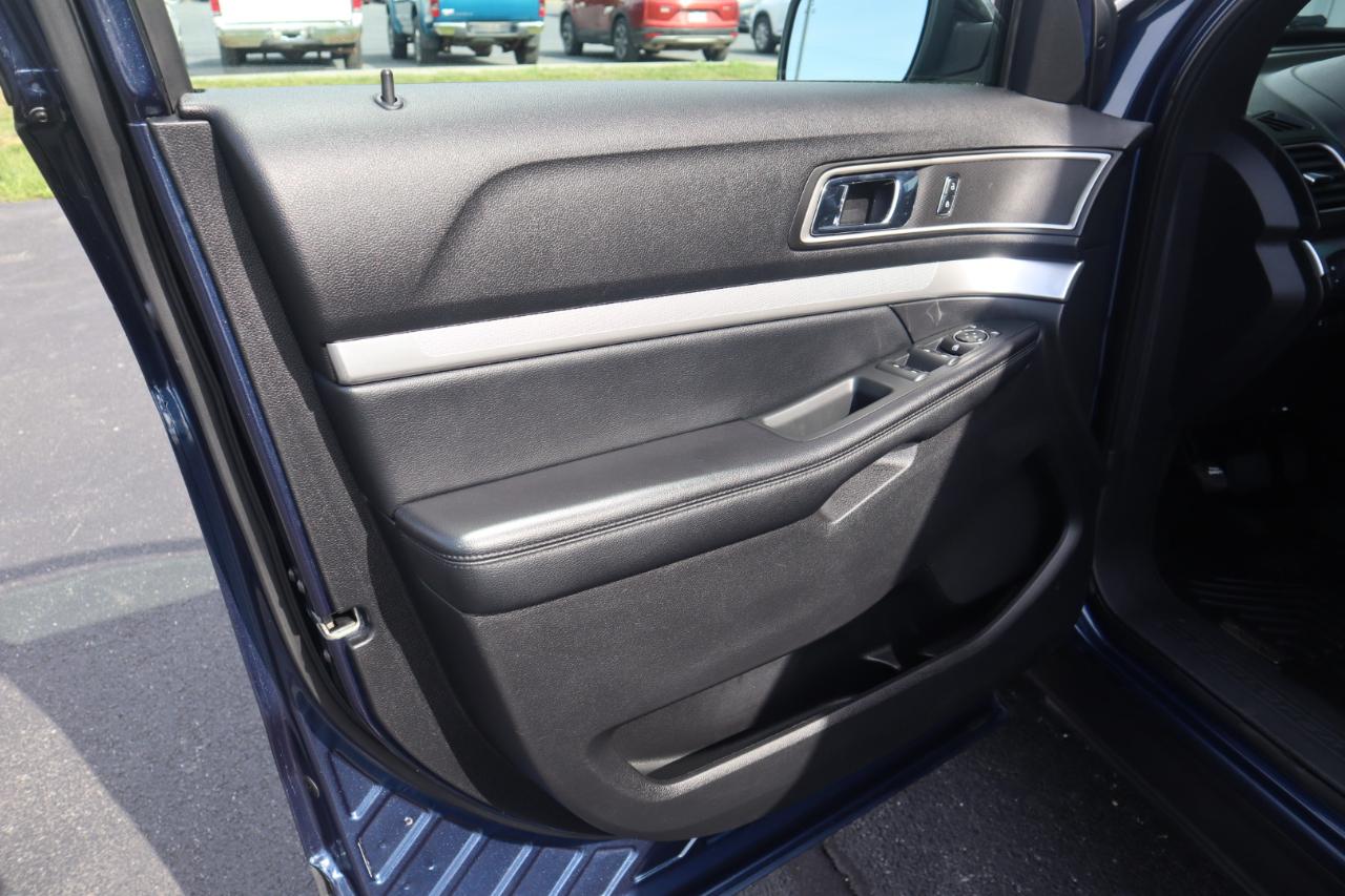 Ford Explorer XLT 4WD 2017