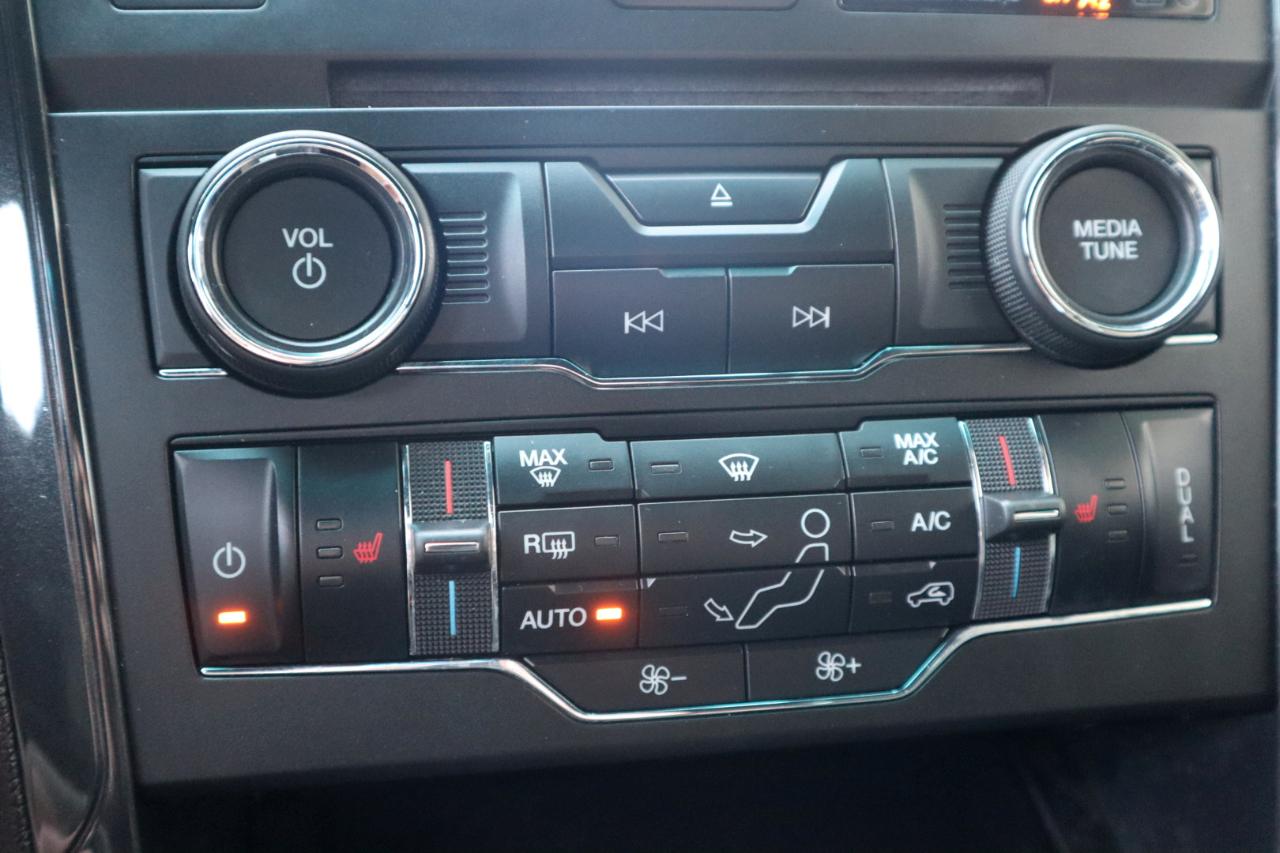Ford Explorer XLT 4WD 2017