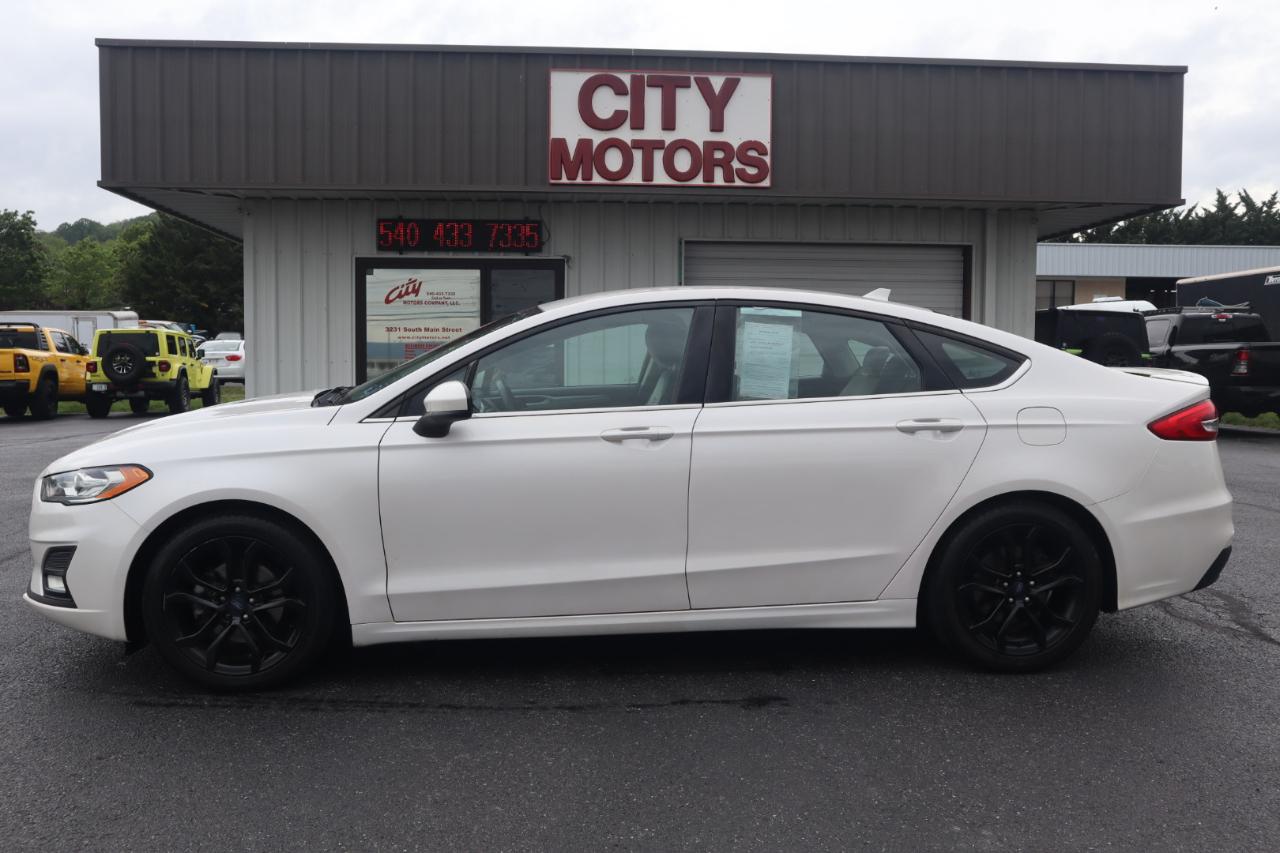 Ford Fusion SE FWD 2019
