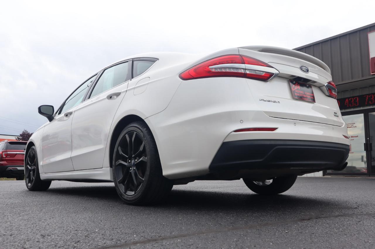 Ford Fusion SE FWD 2019