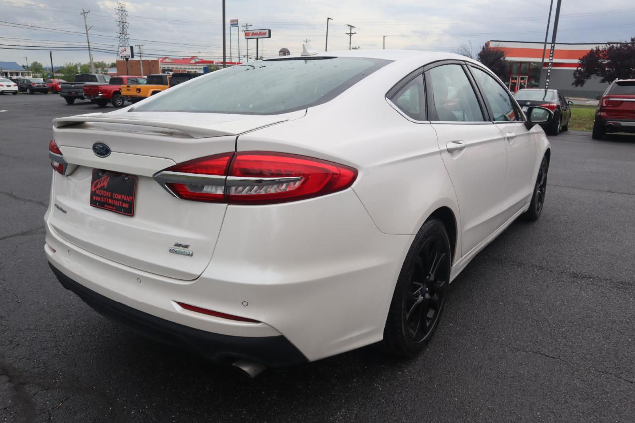 Ford Fusion SE FWD 2019