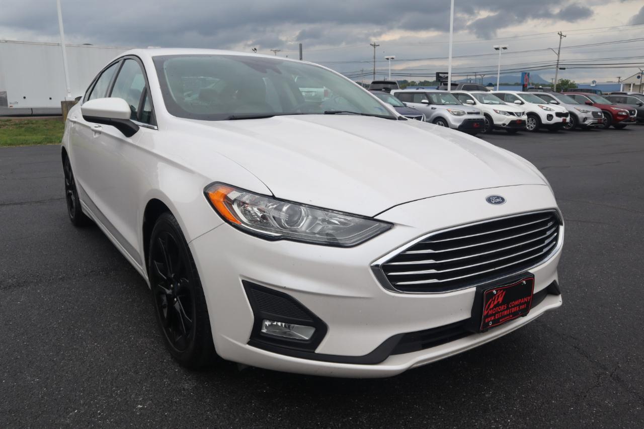 Ford Fusion SE FWD 2019