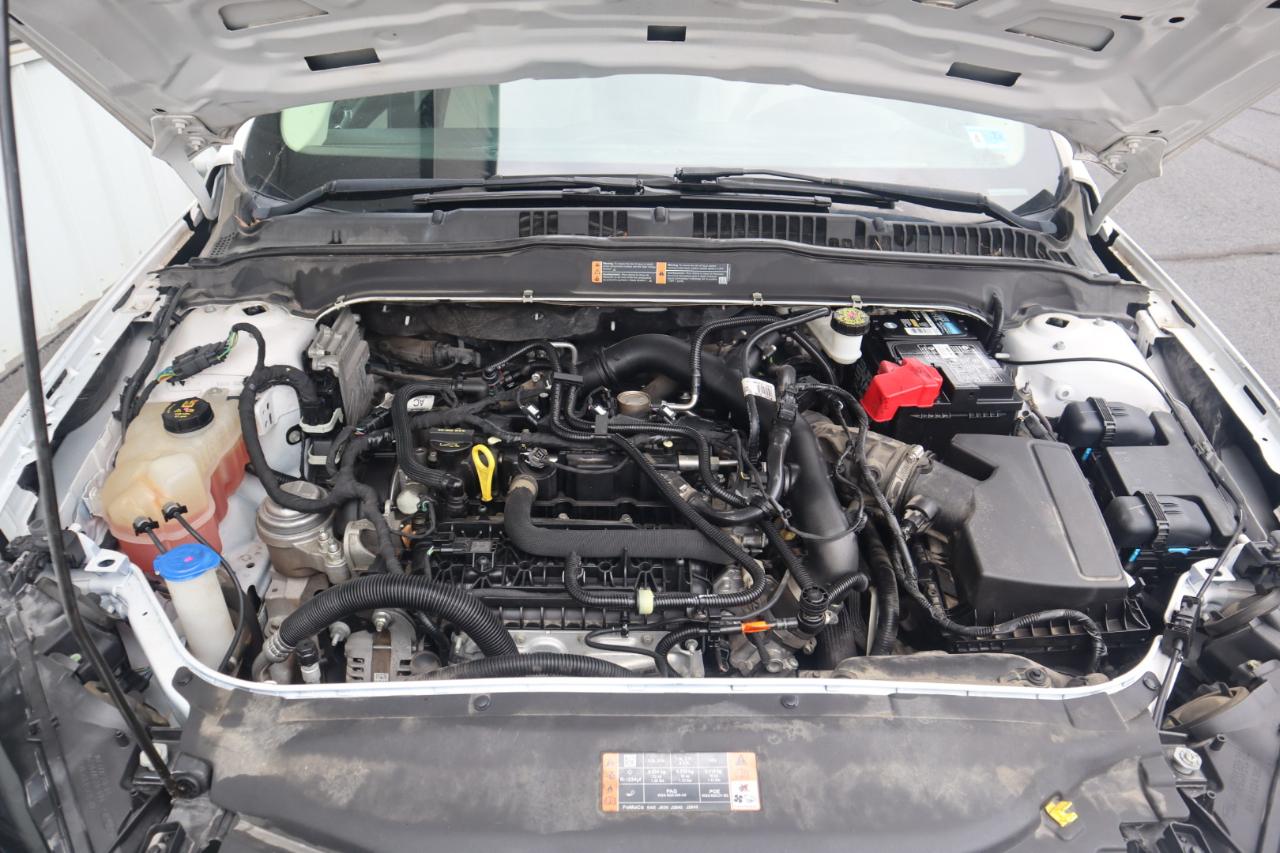 Ford Fusion SE FWD 2019