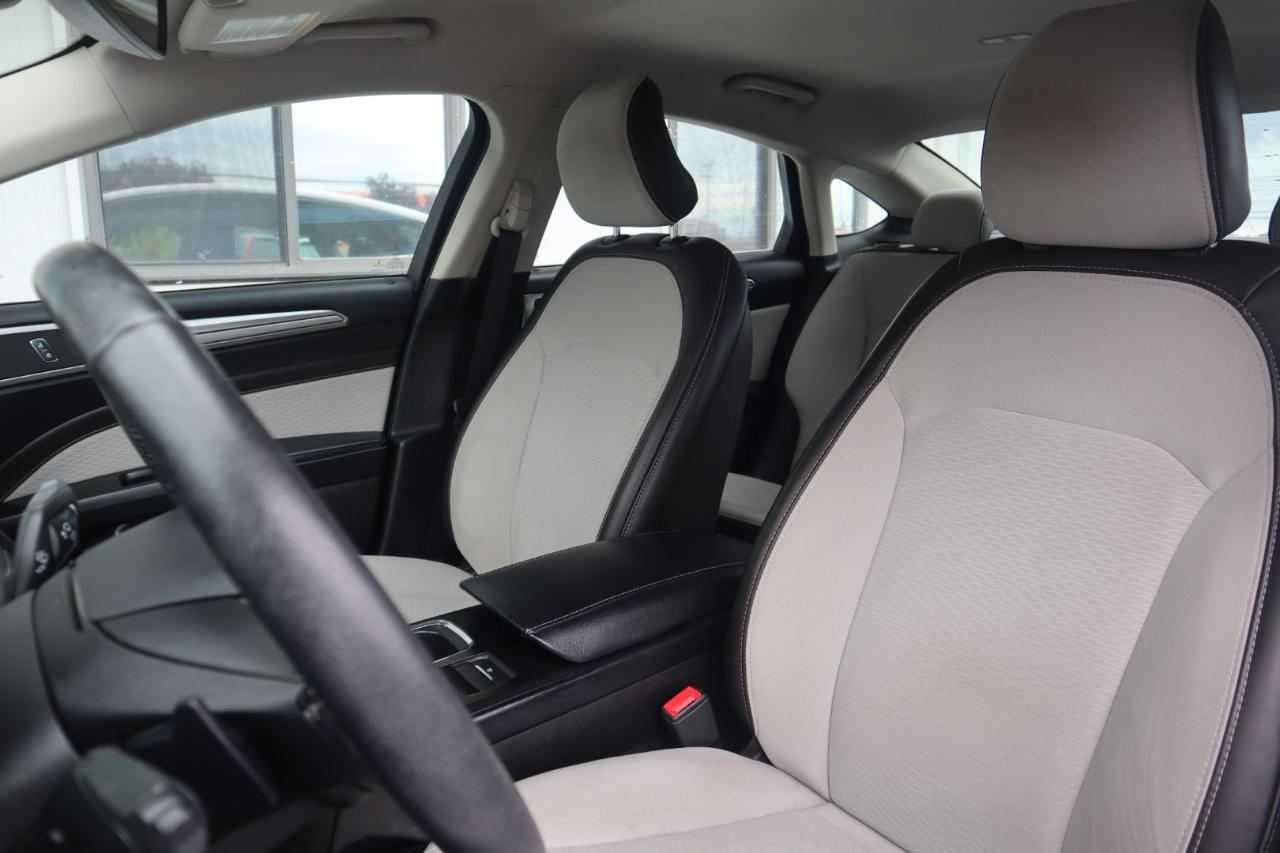 Ford Fusion SE FWD 2019