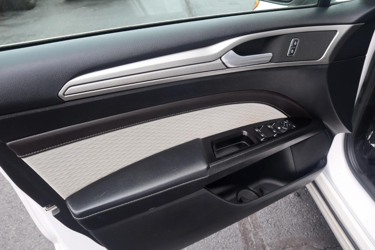 Ford Fusion SE FWD 2019
