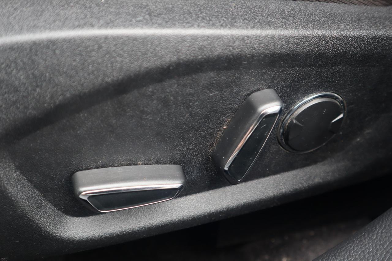 Ford Fusion SE FWD 2019