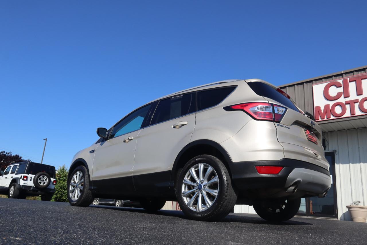 Ford Escape Titanium 4WD 2017