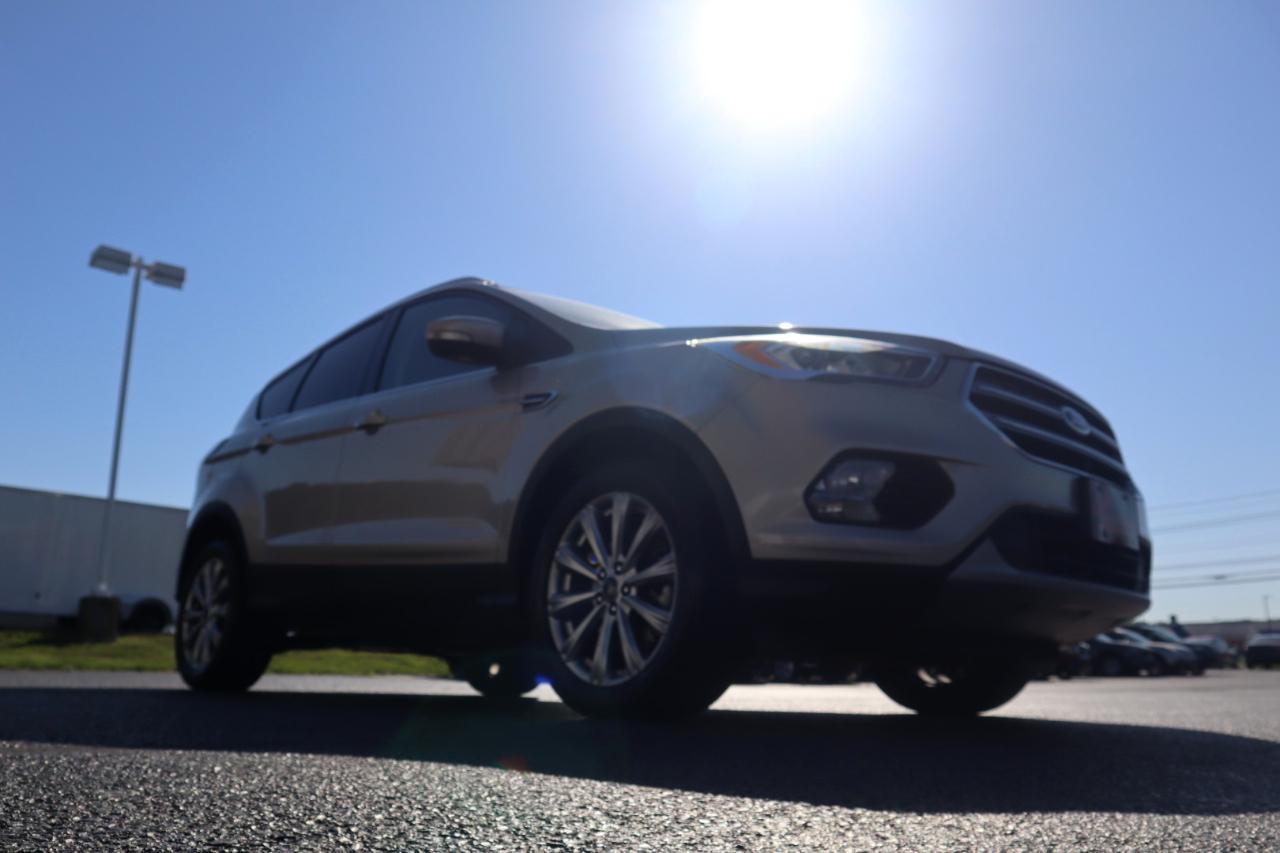 Ford Escape Titanium 4WD 2017