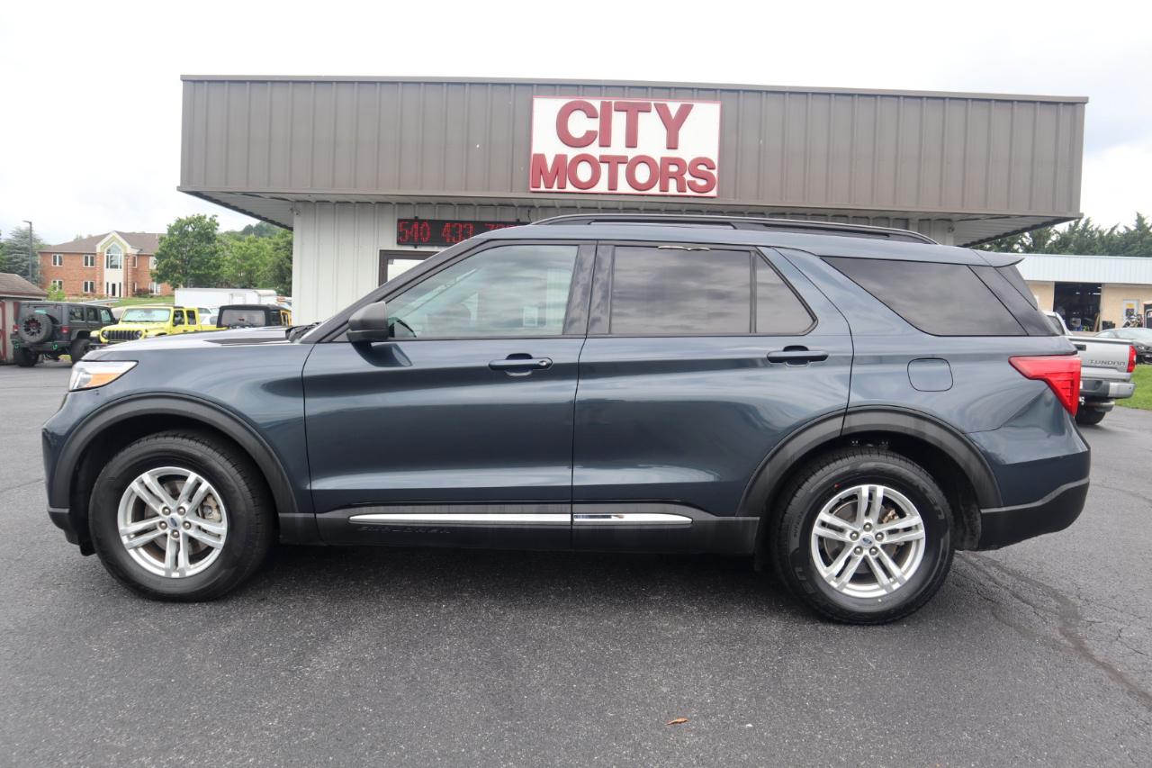 Ford Explorer XLT 4WD 2022