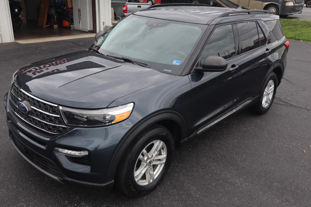 Ford Explorer XLT 4WD 2022
