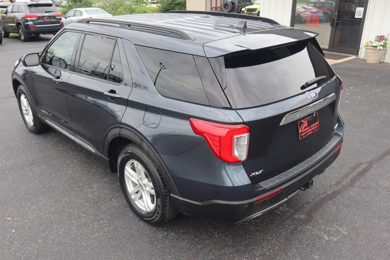 Ford Explorer XLT 4WD 2022