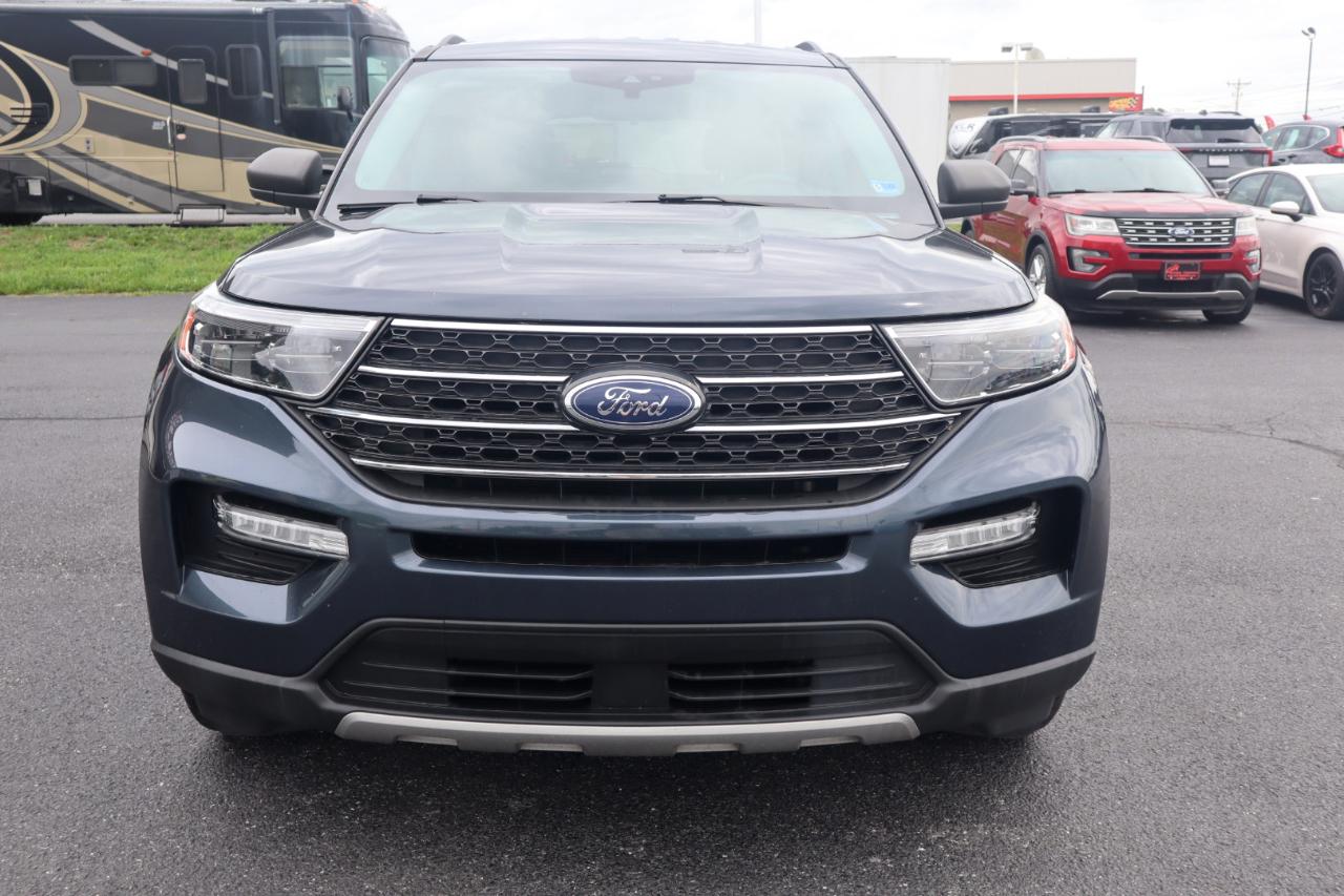 Ford Explorer XLT 4WD 2022