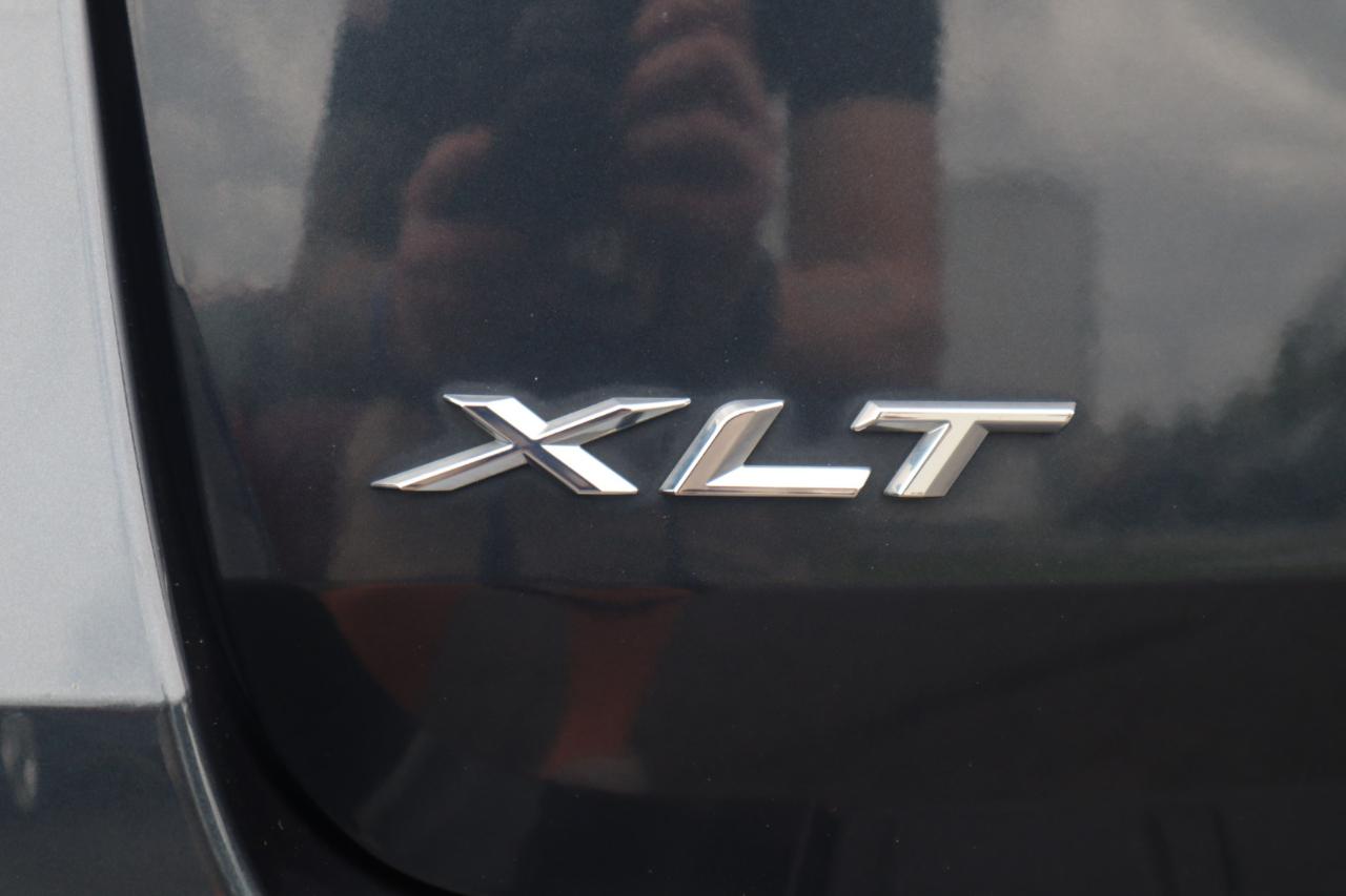 Ford Explorer XLT 4WD 2022