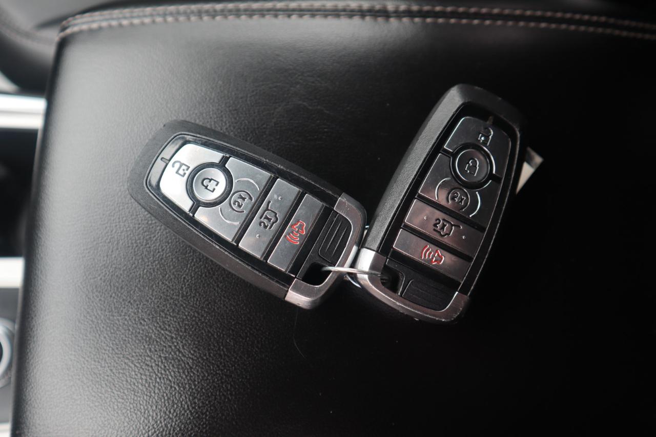 Ford Explorer XLT 4WD 2022