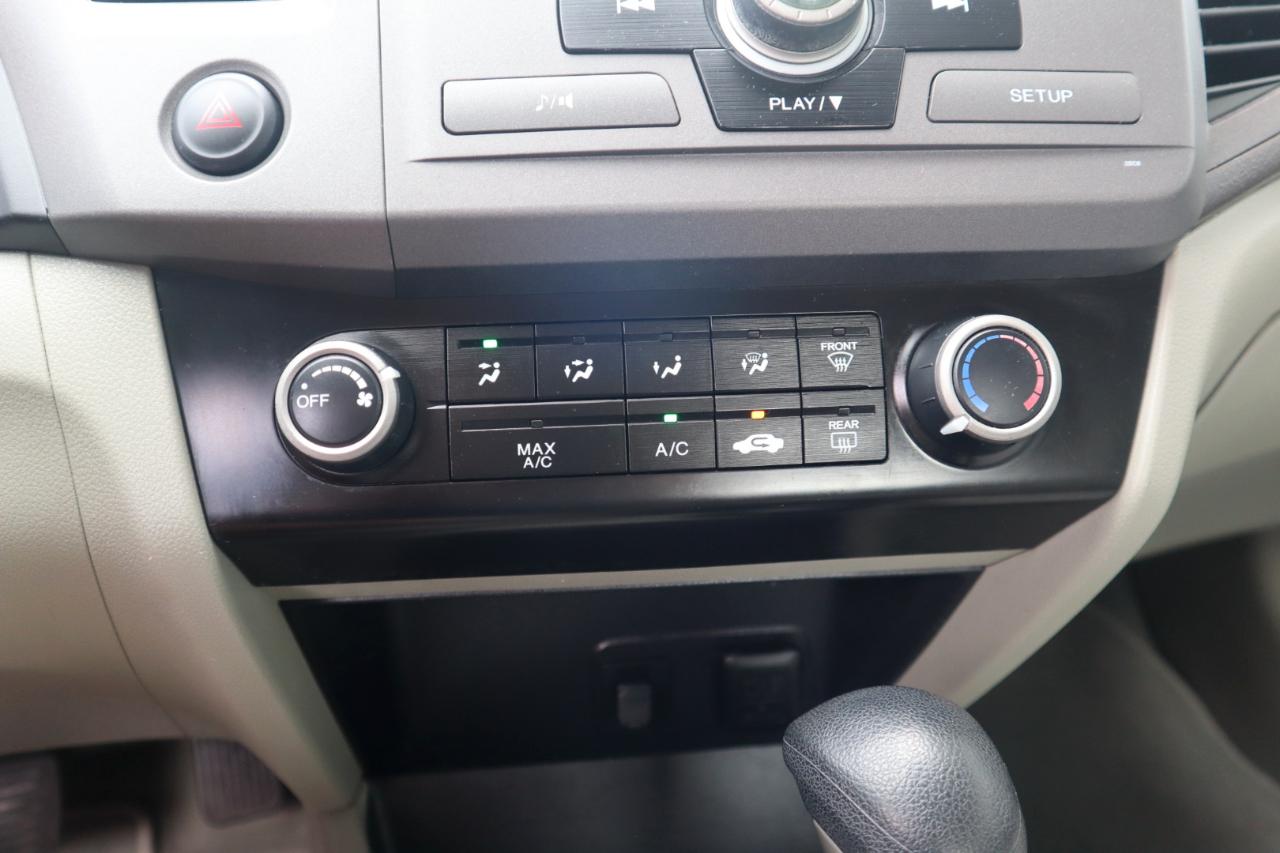 Honda Civic Sdn 4dr Auto LX 2012