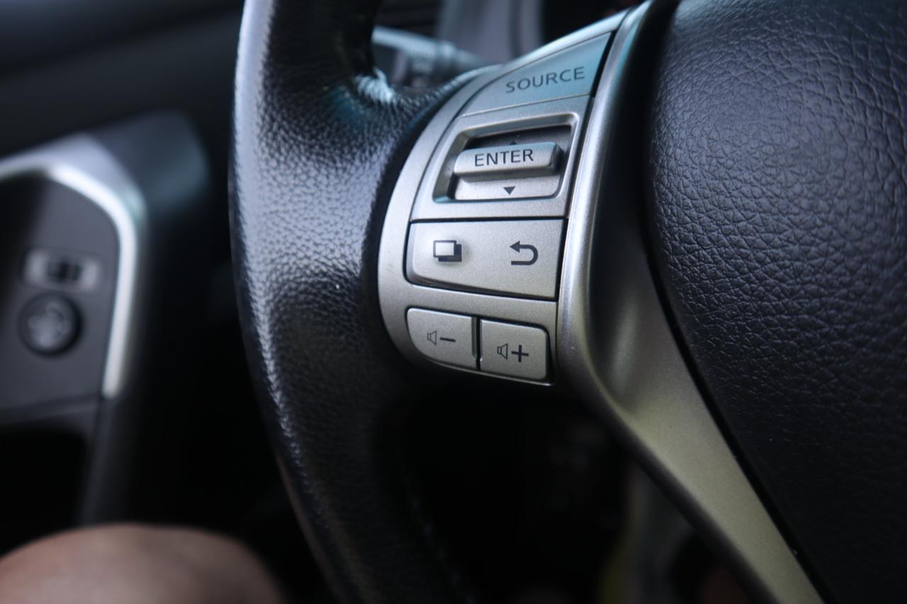 Nissan Altima 4dr Sdn I4 2.5 SV 2015